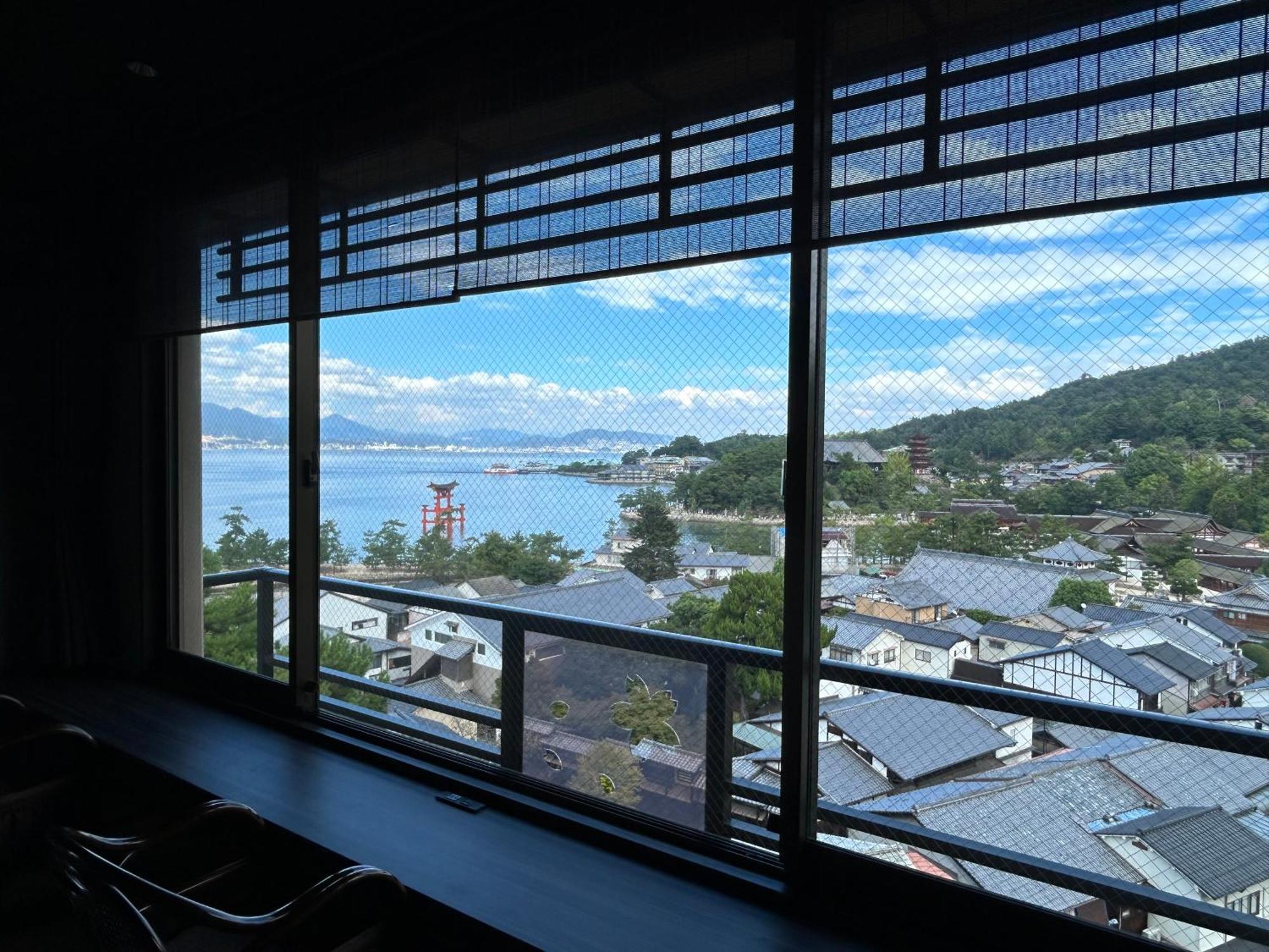 Jukeiso Hotel Hatsukaichi Eksteriør billede