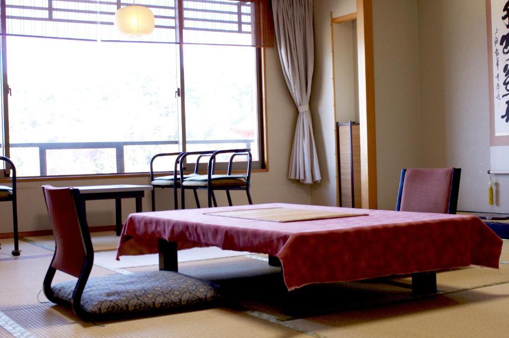 Jukeiso Hotel Hatsukaichi Eksteriør billede