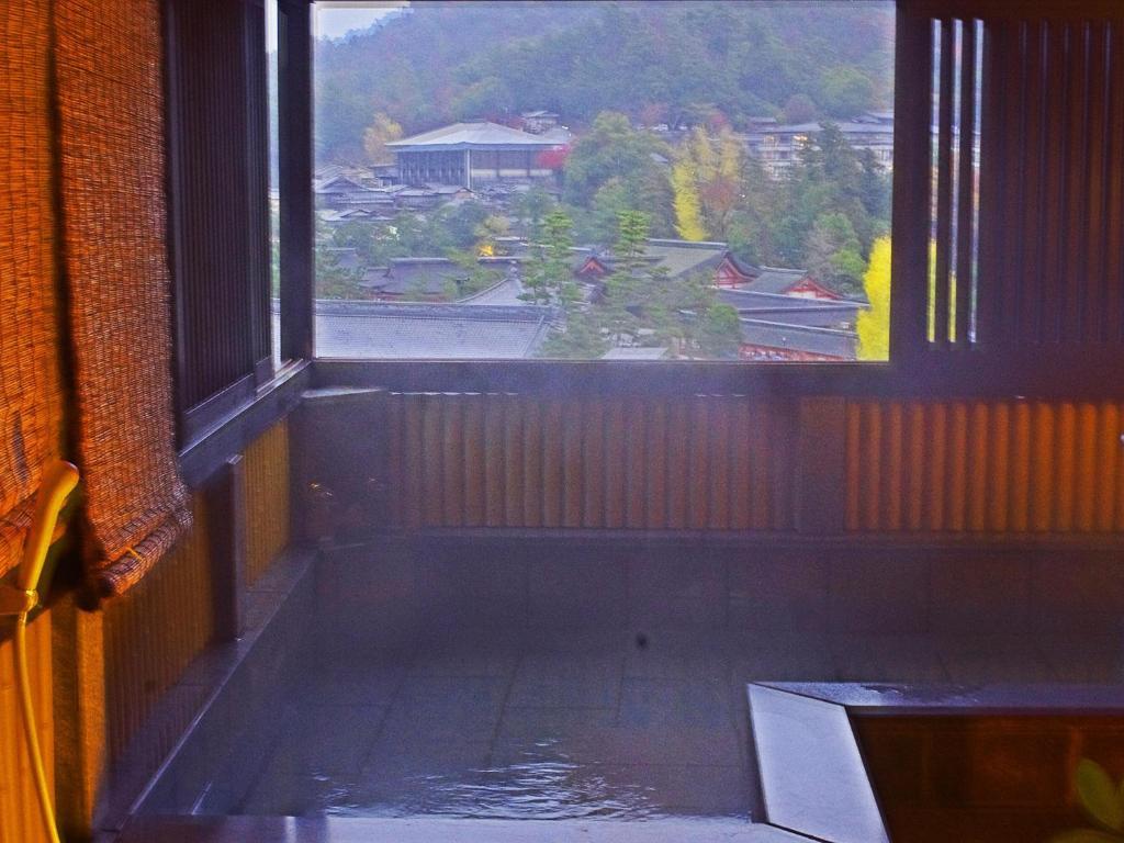 Jukeiso Hotel Hatsukaichi Eksteriør billede